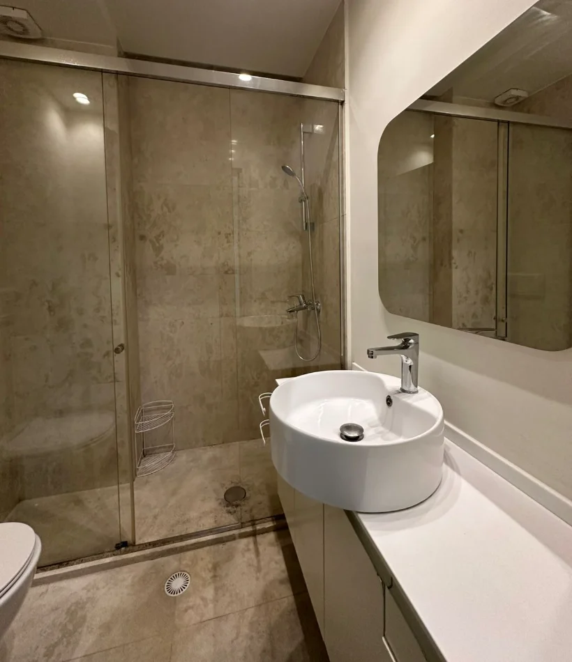 Tirane, jepet me qera Vile 3 Katshe , 400 m² 2.500 € 