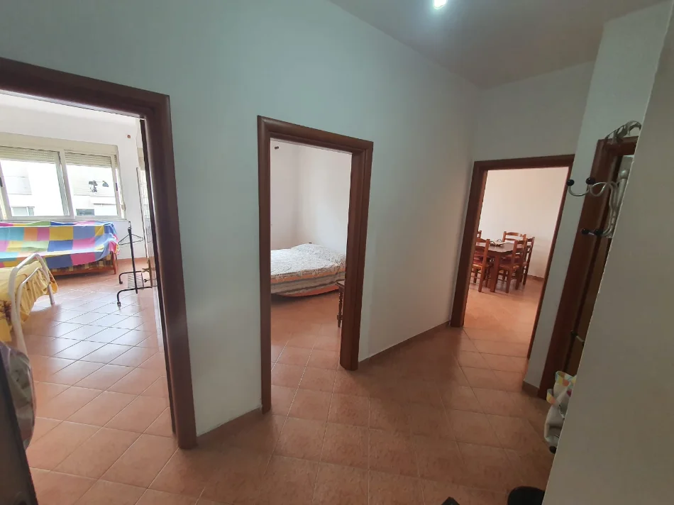 Durres, shitet apartament 2+1+Ballkon Kati 5, 92 m² 125.000 € (rruga pavarsia)
