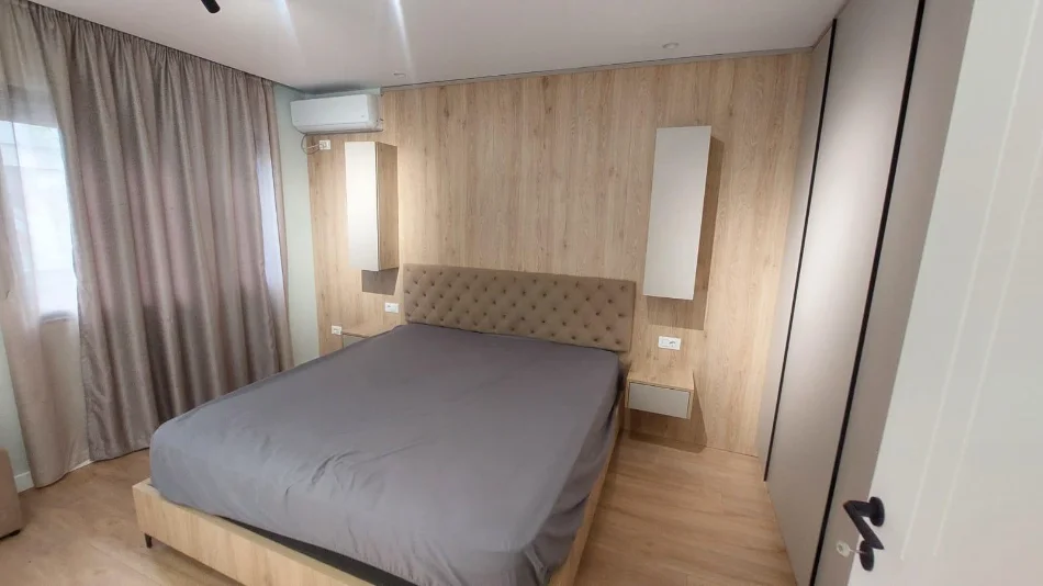 Tirane, jepet me qera apartament 1+1 Kati 2, 70 m² 740 € (Rruga Medar Shtylla)