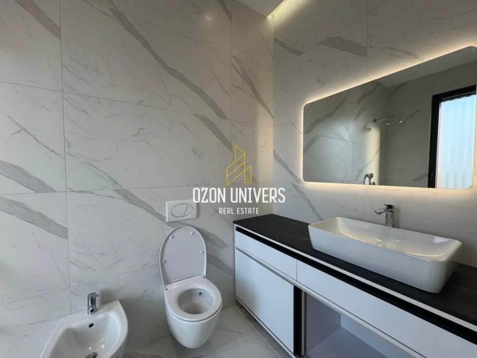 Tirane, jepet me qera apartament 2+1+Ballkon Kati 8, 114 m² 1.500 € (Kompleksi Delijorgji, Rruga e Kavajës)