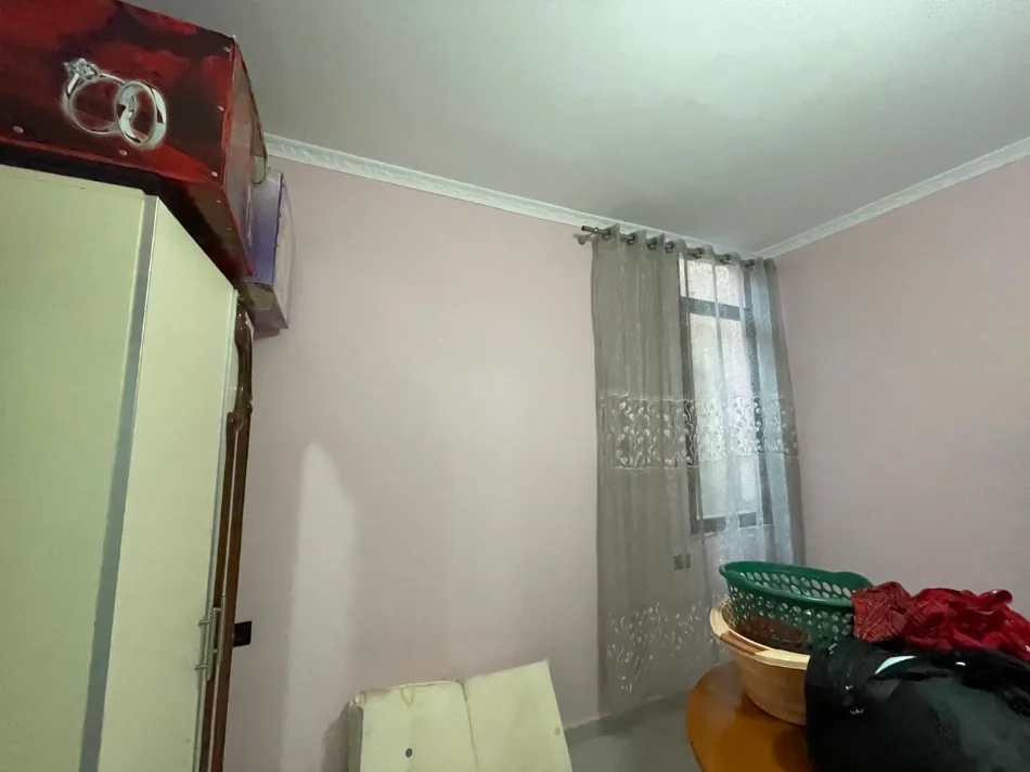 Tirane, jepet me qera apartament 2+1+Ballkon Kati 6, 80 m² 500 € (Bulevardi Migjeni)