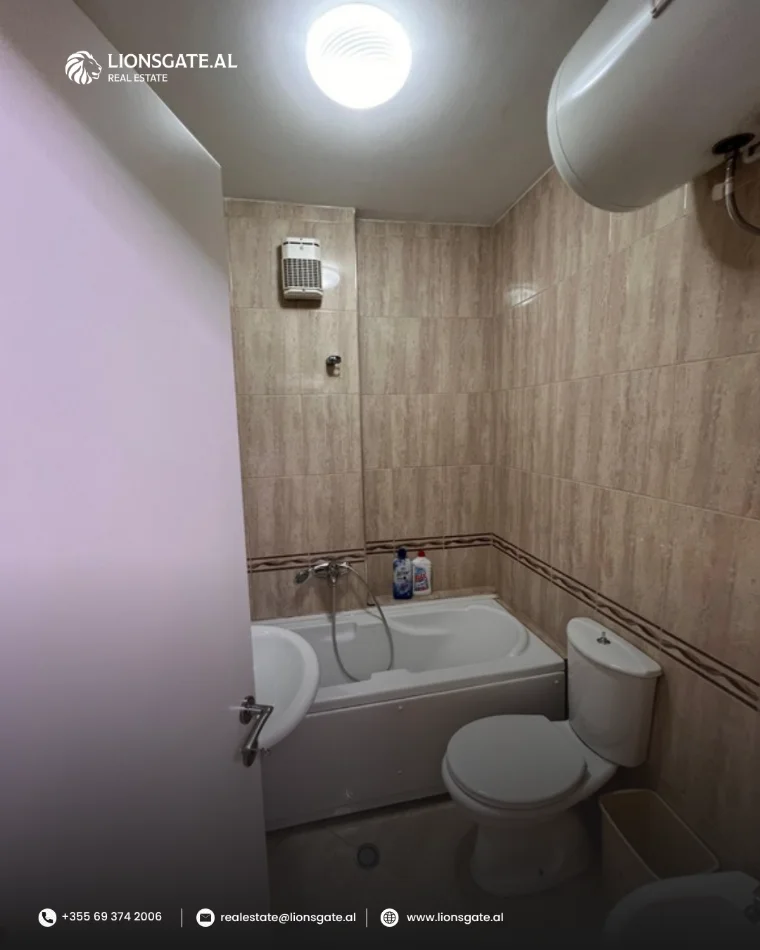 Tirane, jepet me qera apartament 2+1 , 110 m² 