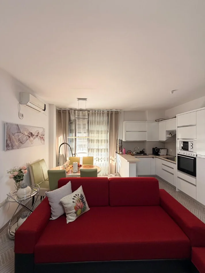 Tirane, jepet me qera apartament 1+1 Kati 3, 60 m² 45,000 leke (Astir)