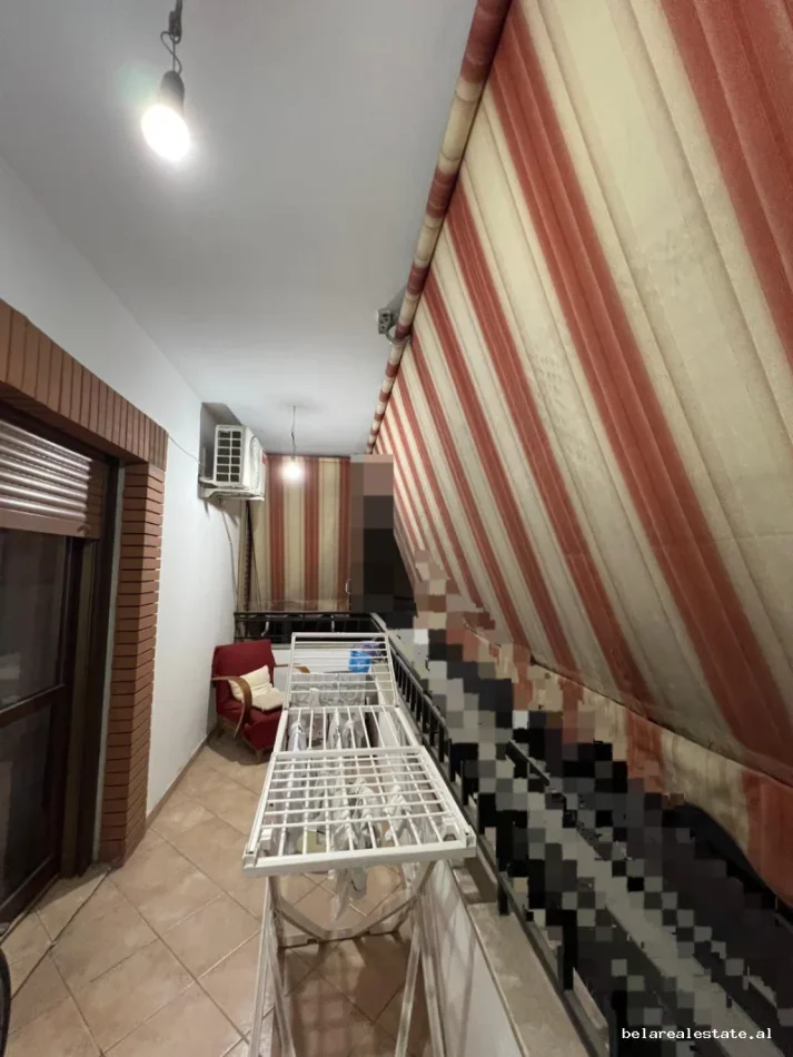 Tirane, jepet me qera apartament 1+1+Ballkon Kati 2, 70 m² 540 € (komuna e parisit)