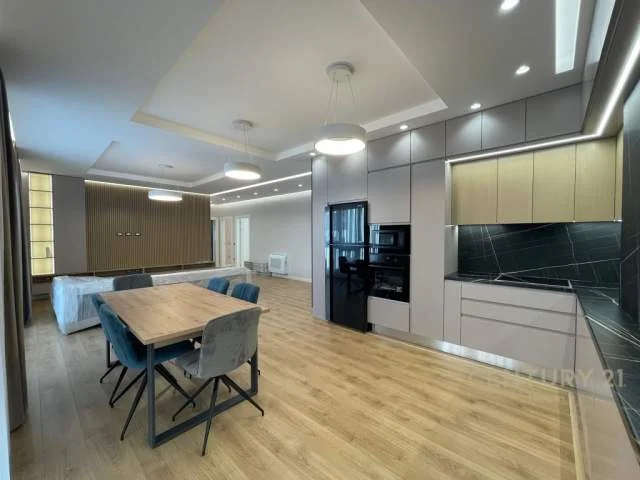 Tirane, jepet me qera apartament 3+1+BLK Kati 2, 165 m² 1.600 Euro (Liqeni i Thate)