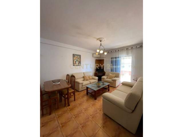 Durres, jepet me qera apartament 1+1 Kati 8, 60 m² 250 Euro (.)