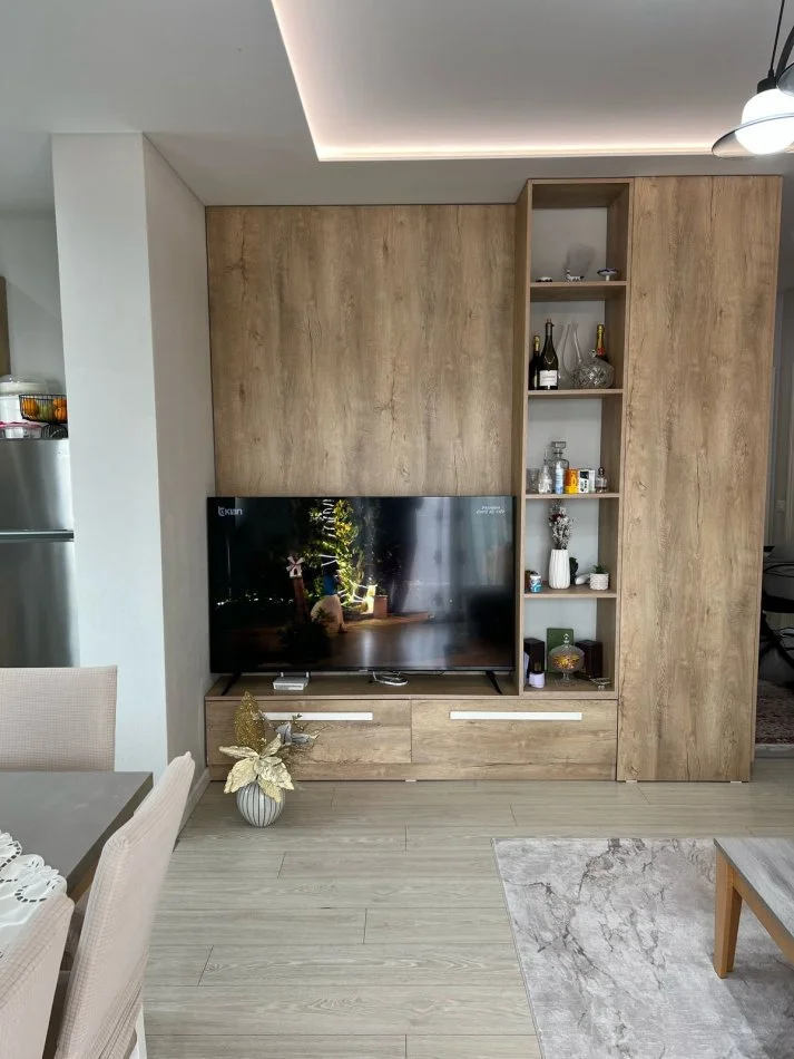 jepet me qera 1+1+Verande Kati 7, 500 €