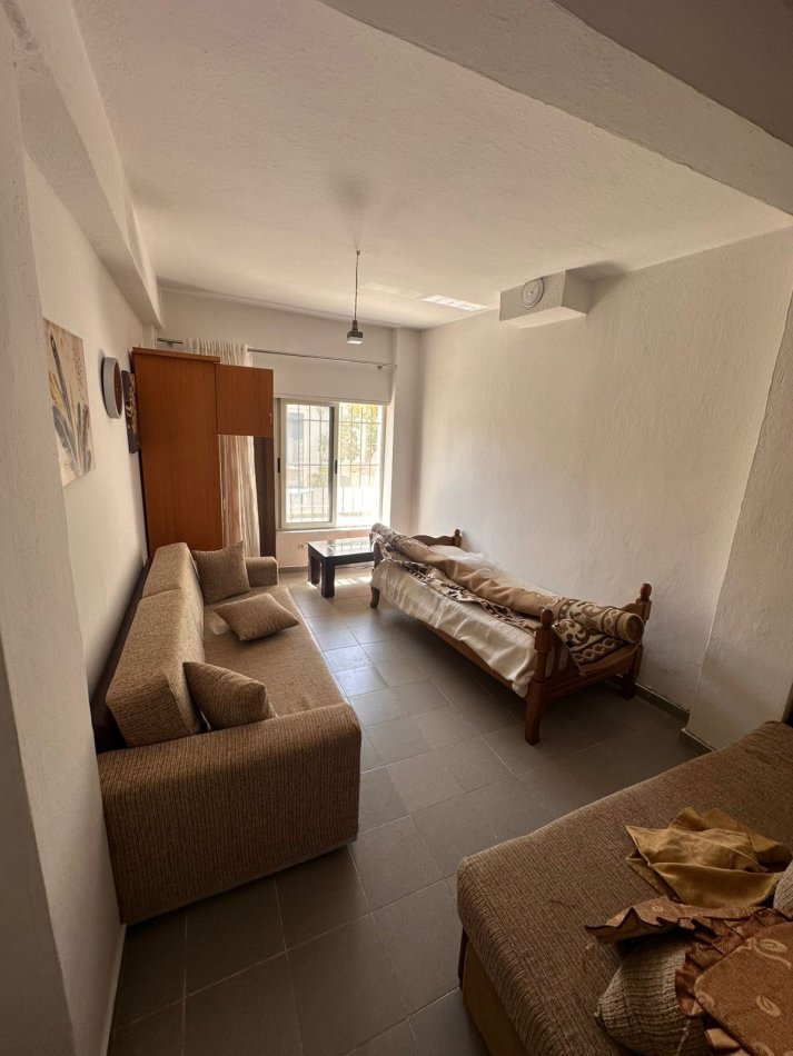 Tirane, jepet me qera apartament 1+1 Kati 1, 100 m² 350 € (Babrru)