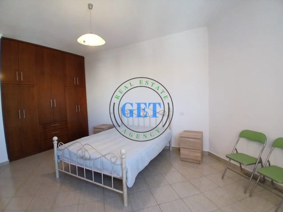 Durres, jepet me qera apartament 2+1 Kati 6, 100 m² 450 € 