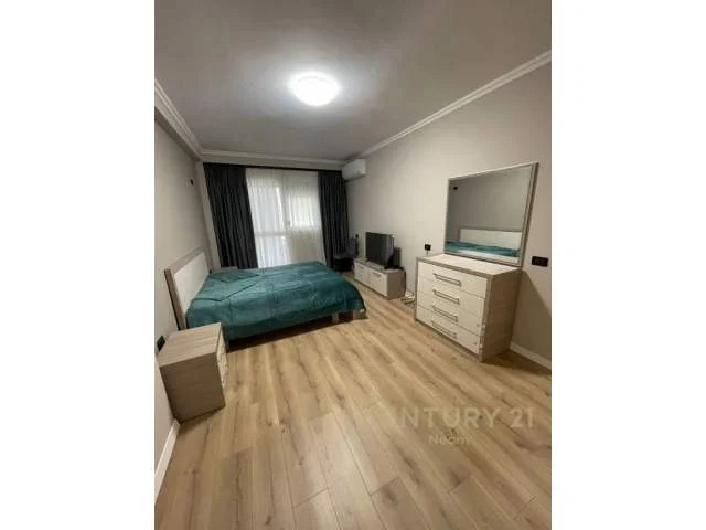 Tirane, jepet me qera apartament 2+1+BLK Kati 7, 115 m² 650 Euro (Don Bosko)