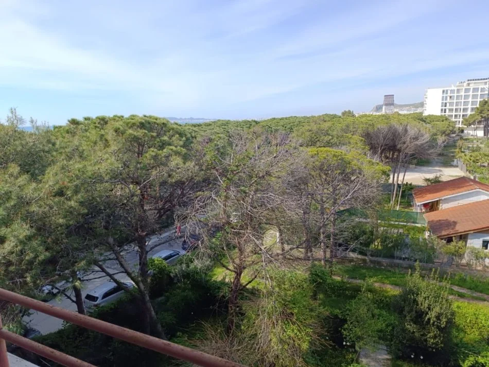 Durres, shitet apartament 2+1 , 72 m² 108.000 € (Golem)