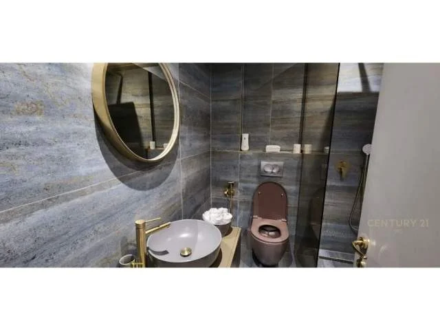 Tirane, jepet me qera apartament 120 m² 1.200 Euro (zogu izi)