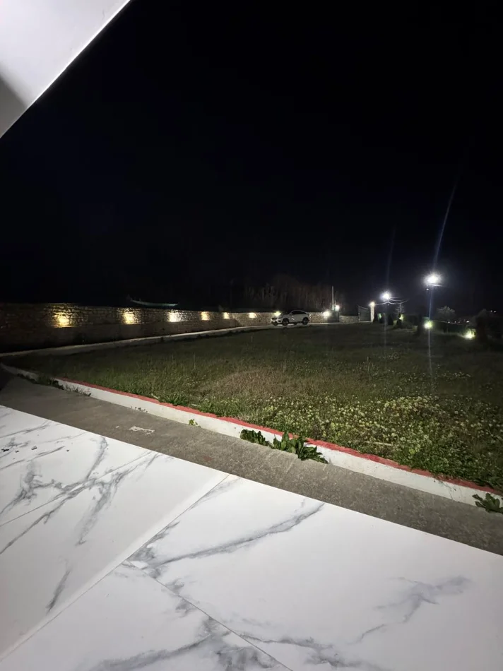 Durres, jepet me qera shtepi 2+1 Kati 0, 110 m² 500 € (arapaj)