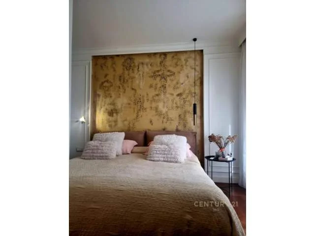 Tirane, jepet me qera 80 m² 750 Euro