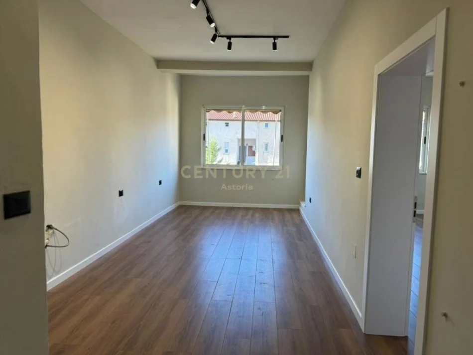 Tirane, shitet apartament 2+1 Kati 5, 72 m² 125.000 € (MYSLYM SHYRI)