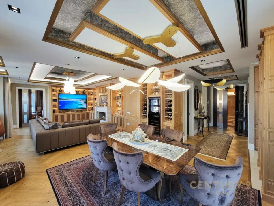Tirane, shitet apartament+verande | Penthouse 5+1+Aneks+Ballkon Kati 10, 435 m² 1.600.000 € (rruga e Kavajes)