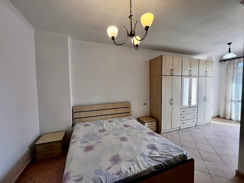 Tirane, shitet apartament 2+1+Ballkon Kati 7, 98 m² 135.000 € (Astir)