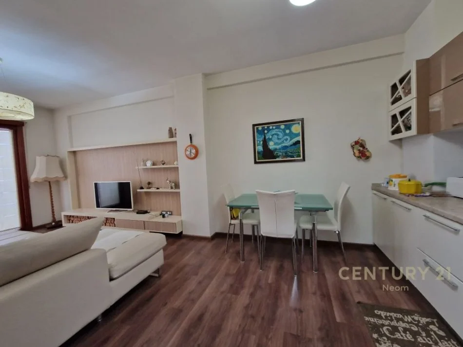 Tirane, shitet apartament 2+1 Kati 8, 88 m² 135.000 € (Rruga Gjergj Elez Alia)