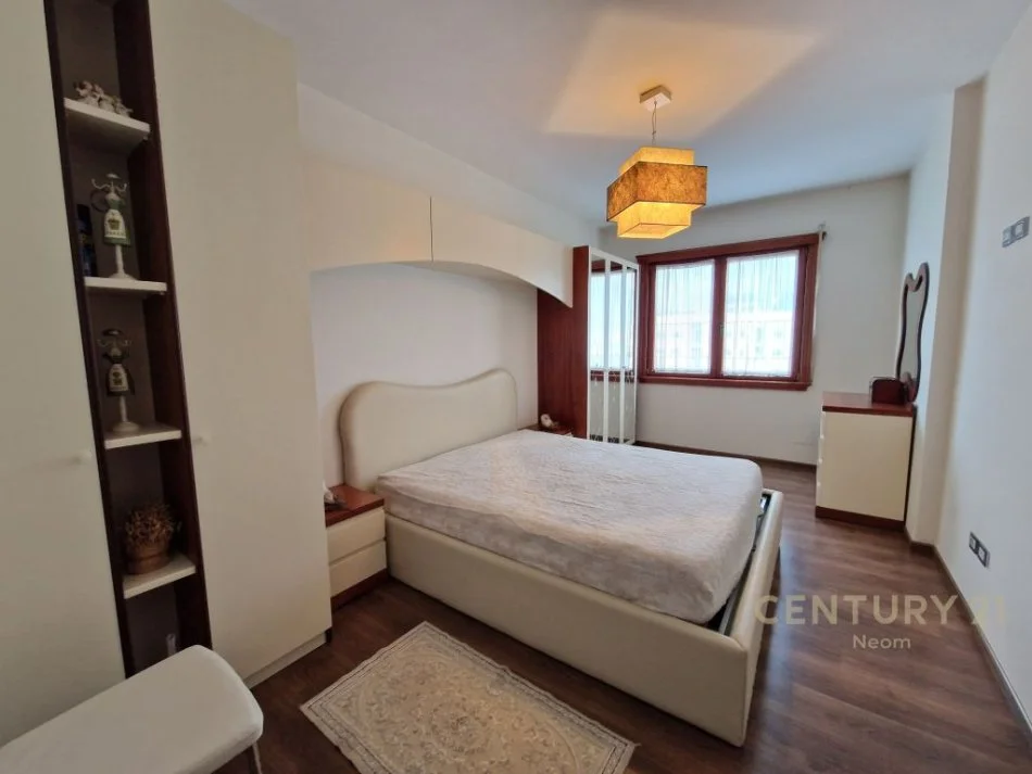 Tirane, shitet apartament 2+1 Kati 8, 88 m² 135.000 € (Rruga Gjergj Elez Alia)