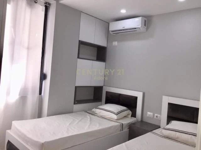 Tirane, jepet me qera apartament 1+1+BLK Kati 1, 120 m² 600 Euro (Kodra e Diellit)