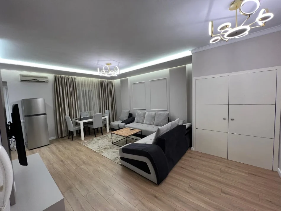 Tirane, jepet me qera apartament 2+1 , 95 m² 620 € (Kodra Diellit Eleonora)