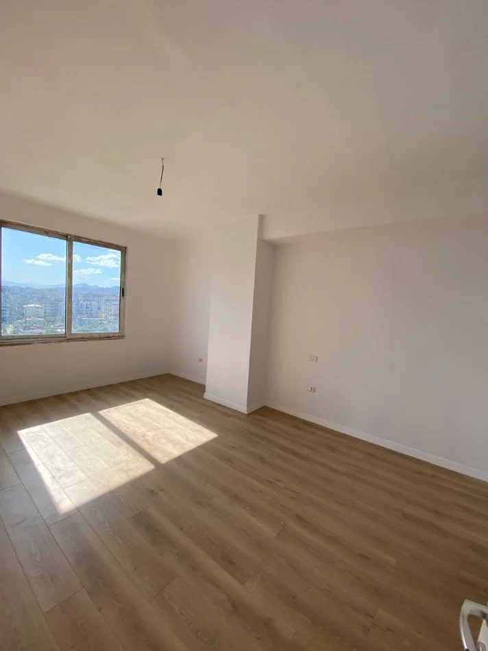 Tirane, shitet apartament 2+1 Kati 9, 110 m² 178.000 € (Astir)