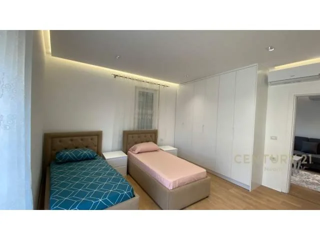 Tirane, jepet me qera apartament 2+1+BLK Kati 2, 95 m² 550 Euro (Hamdi Pepa)