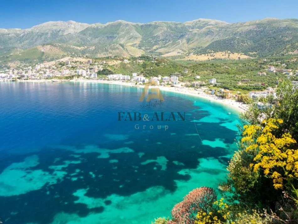 Himare, shitet toke , 7.000 m² 1.890.000 € (Qeparo)