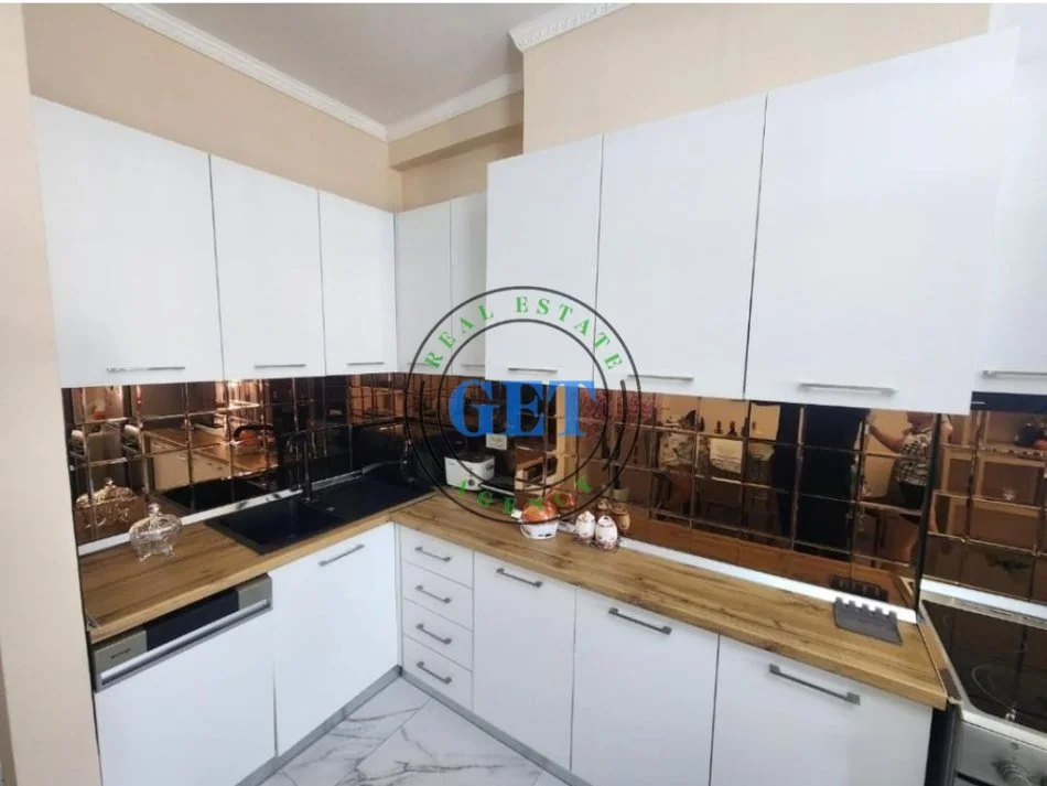 Durres, shitet apartament 1+1 Kati 3, 79 m² 117.000 € (golem)