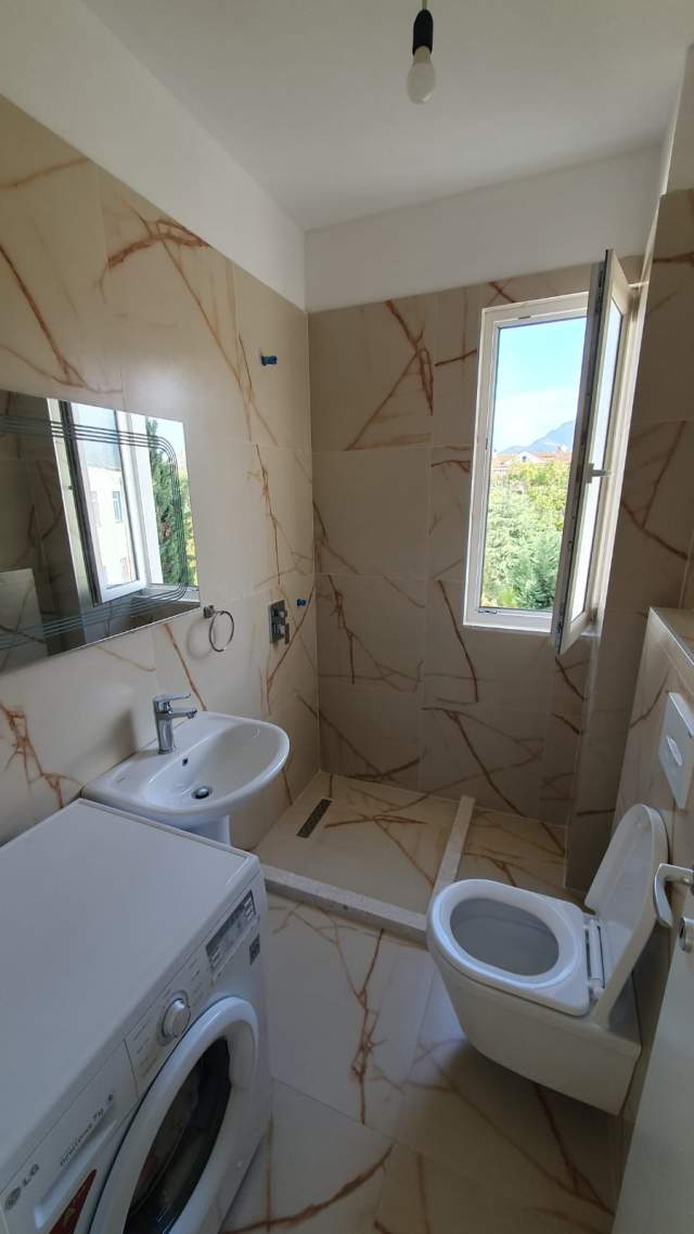 Tirane, jepet me qera apartament 2+1+BLK Kati 3, 91 m² 550 Euro (Rruga e Dibres)