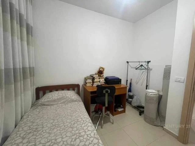 Tirane, jepet me qera apartament 2+1+BLK Kati 4, 80 m² 420 Euro (prane Restorant Fresku)