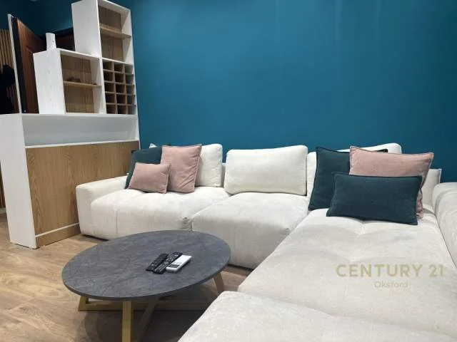 Tirane, jepet me qera apartament 1+1+BLK Kati 3, 73 m² 750 Euro (Kompleksi Delijorgji)