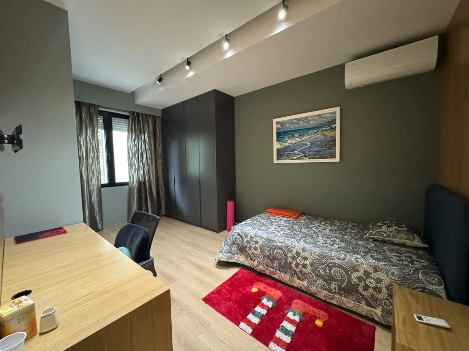 Tirane, shitet apartament 3+1+Ballkon Kati 1, 150 m² 320.000 € 