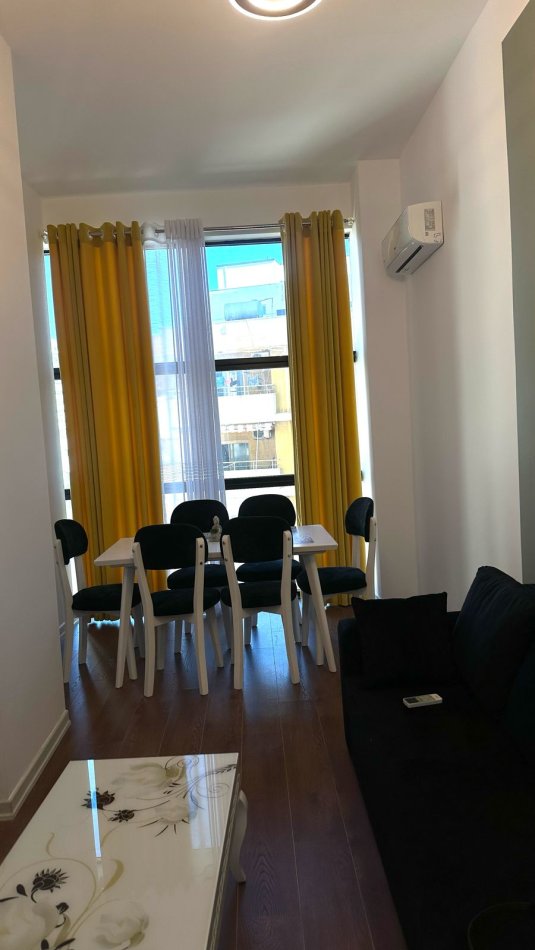 Durres, jepet me qera apartament 1+1 Kati 5, 600 € (Vollga, Durres)