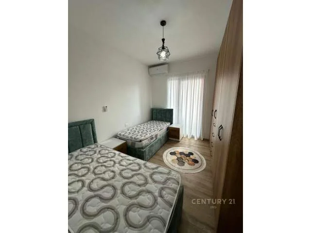 Tirane, jepet me qera apartament 2+1+BLK Kati 5, 104 m² 650 Euro (Arlis, Farmacia 10)