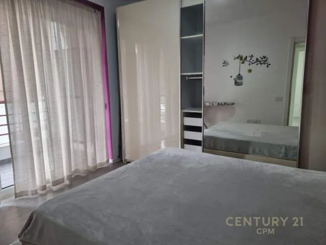 Tirane, jepet me qera apartament 2+1+BLK Kati 3, 101 m² 550 Euro (Kompleksi FZ Liqeni i Thate)