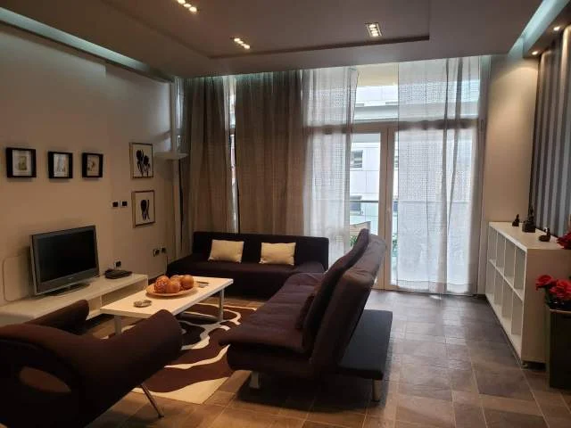 Tirane, shes apartament 3+1+BLK Kati 7, 137 m² 330.000 Euro (Blloku)