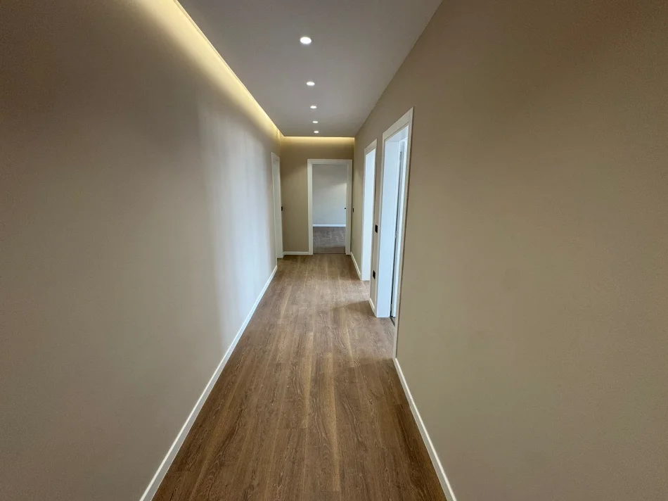 Tirane, jepet me qera apartament Kati 11, 104 m² 700 € (Rruga Tish Dahia)