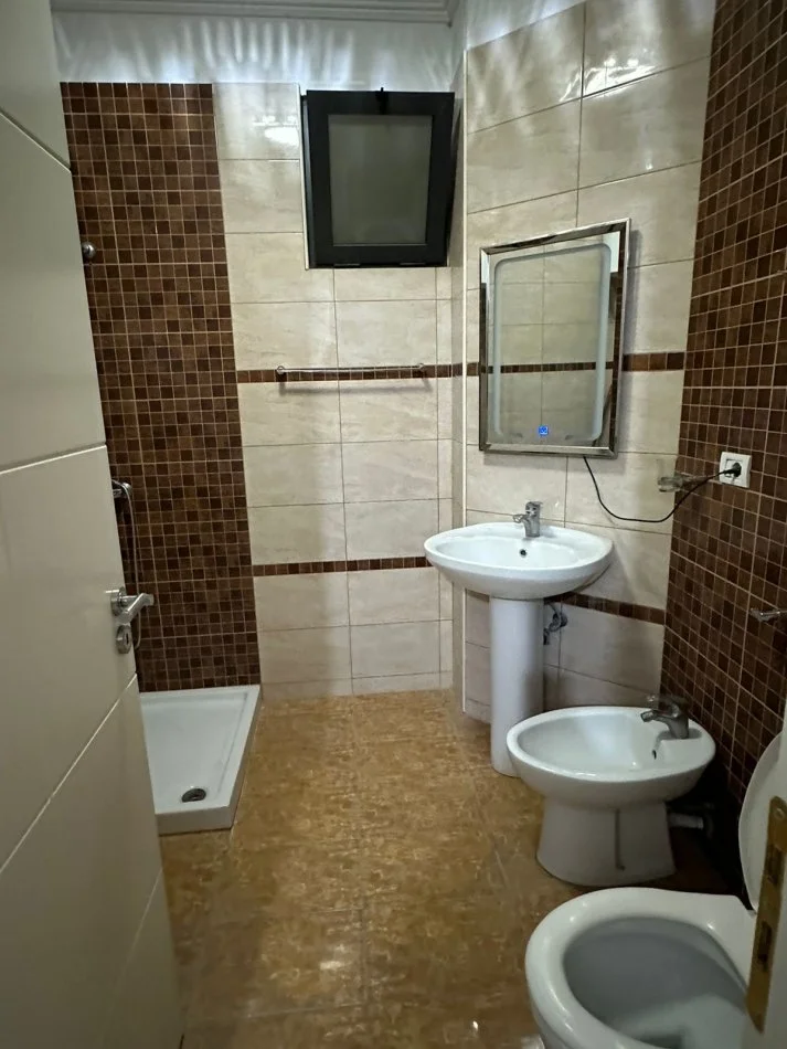 Tirane, shitet apartament 2+1+Aneks Kati 7, 108 m² 140.000 € (Rruga Teodor Keko)