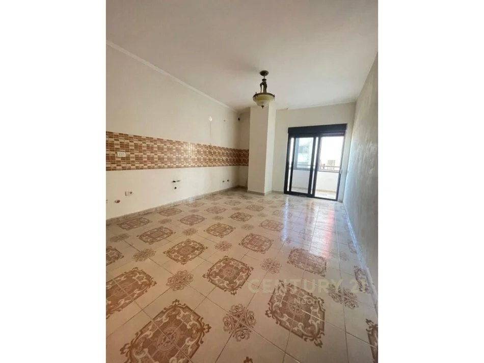 Durres, shes apartament 3+1+Aneks+Ballkon, Kati 5, 163 m² 115,000 € (Drejtoria Policise Durres)