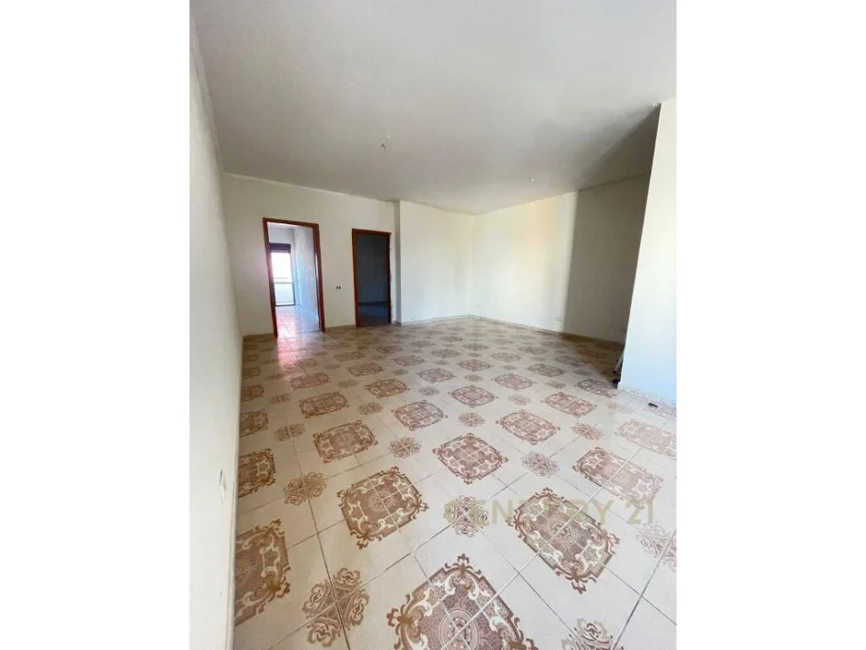 Durres, shes apartament 3+1+Aneks+Ballkon, Kati 5, 163 m² 115,000 € (Drejtoria Policise Durres)