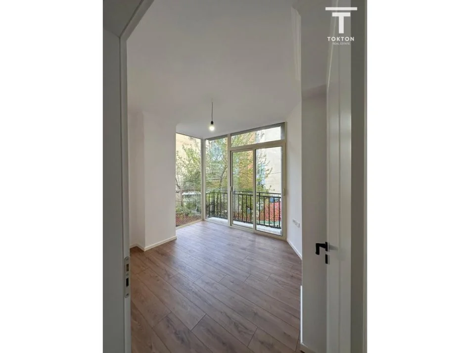 Tirane, shes apartament 1+1 Kati 2, 43 m² 120.000 € (Mine Peza)