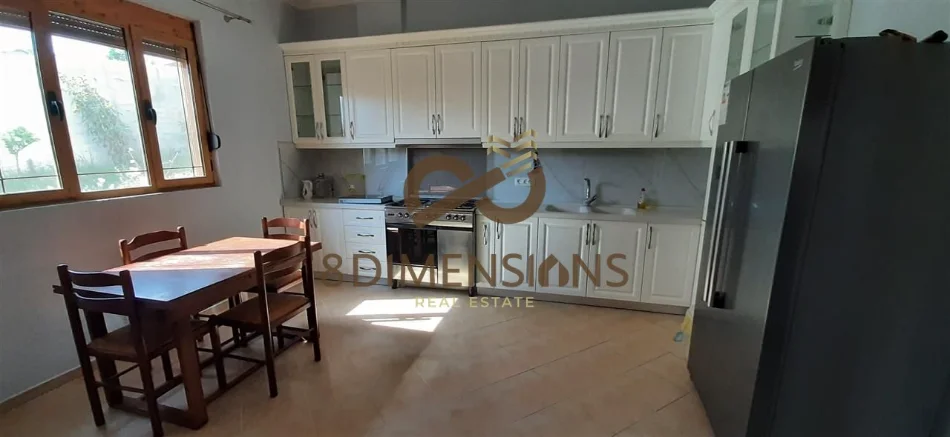 Tirane, jepet me qera Vile 3 Katshe Kati 0, 500 m² 2.000 € (teg)