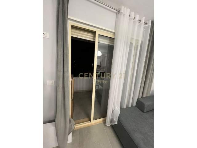 Tirane, jepet me qera apartament 1+1+BLK Kati 4, 71 m² 500 Euro (Liqeni i Thatë)