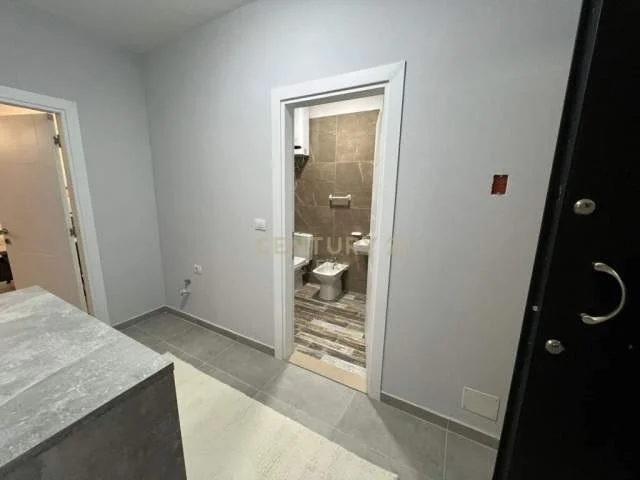 Tirane, jepet me qera apartament 1+1+BLK Kati 4, 71 m² 500 Euro (Liqeni i Thatë)