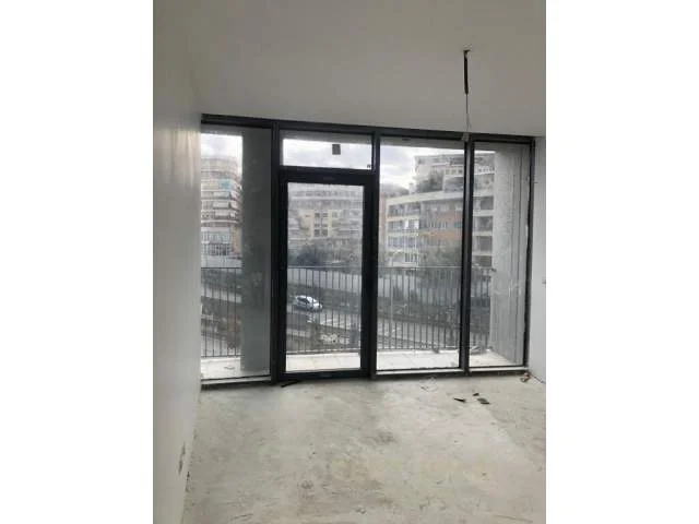 Tirane, jepet me qera apartament 1+1 Kati 2, 64 m² 1.000 Euro (Liqeni i Tiranes)
