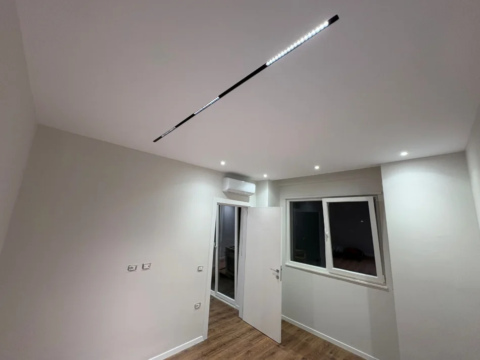 Tirane, jepet me qera 1+1 , 