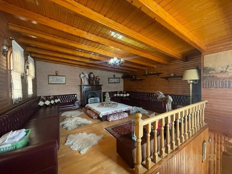 Tirane, jepet me qera Vile 3+1 Kati 3, 109 m² 2.500 € (Ali Demi)