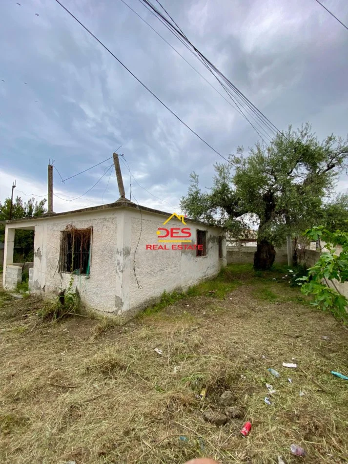 Vlore, shitet shtepi Kati 0, 72 m² 75.000 € (Rruga Janaq Kilica)