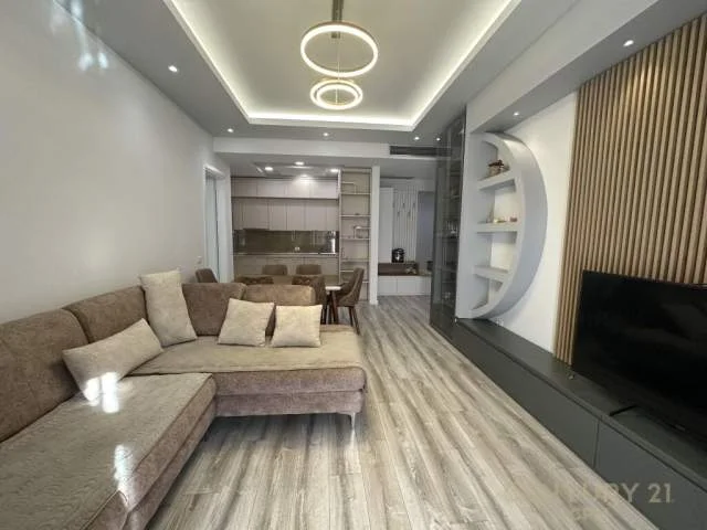 Tirane, shitet apartament 118 m² 320.000 Euro (rruga e kavajes)
